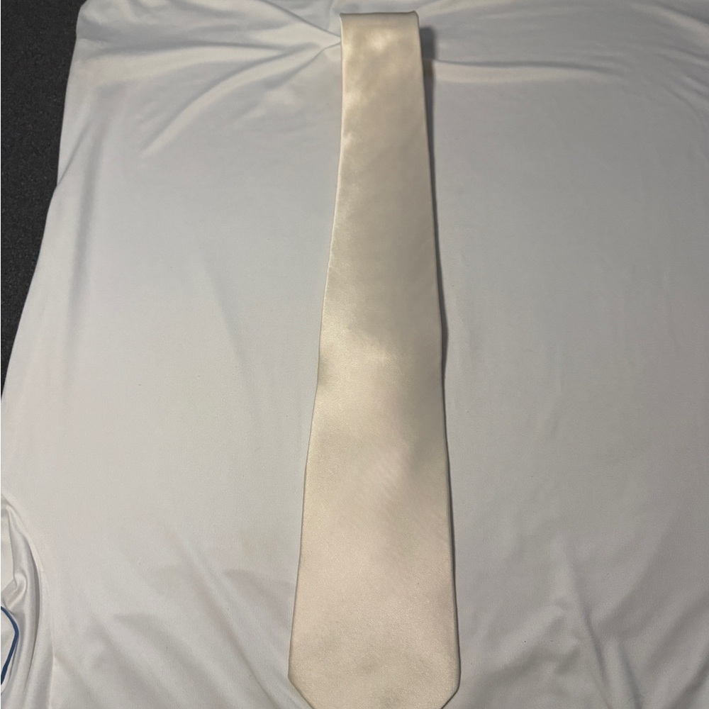 Murano Cream Silk Necktie